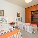 Luisa *